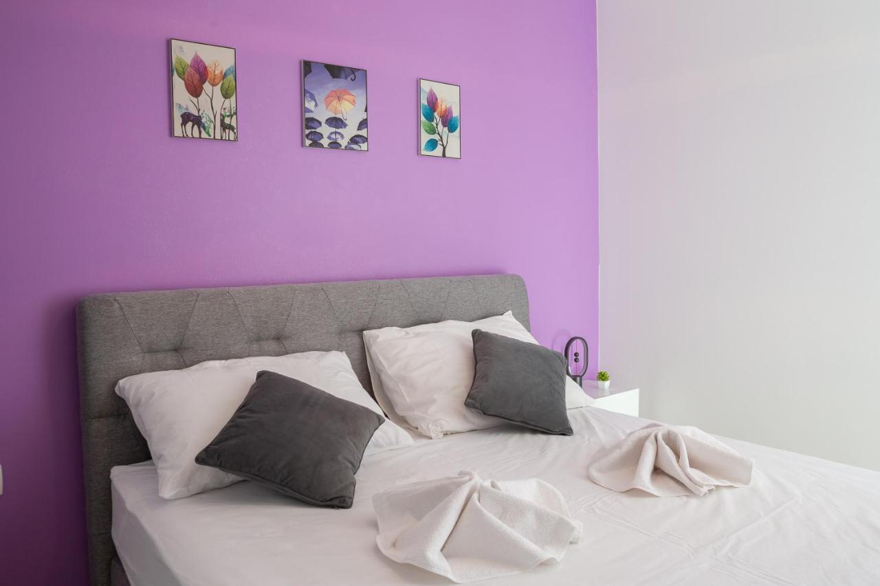 Apartment Alegria In Okrug With Heated Pool, Sea View, Jacuzzi, Wifi تروغير المظهر الخارجي الصورة